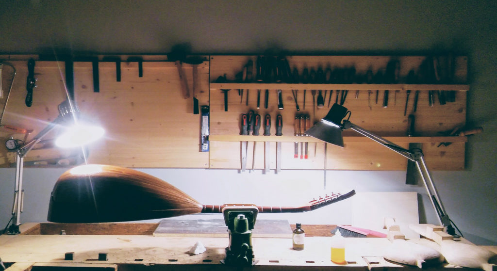 κατασκευή λαούτου