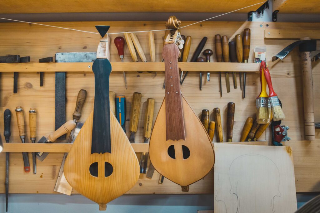 κατασκευή κρητικής λύρας